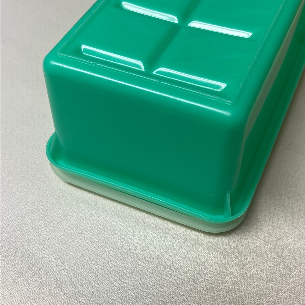 Tupperware Storage Container - Picture 5 of 12